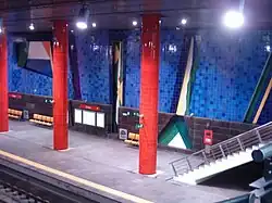 Estação de metropolitano de Chelas, Lisboa, com azulejos de Jorge Martins