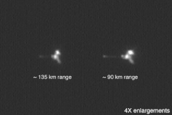 Sonda 2001 Mars Odyssey fotografada pela Surveyor, 21 de abril de 2005.