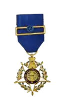 Medalha de Oficial (com roseta)