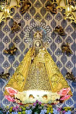 Nossa Senhora de La Naval de Manila durante os ritos de entronização na Igreja de Santo Domingo