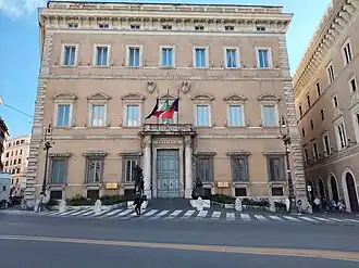Palazzo Valentini, a sede provincial.