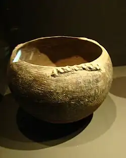 Panela de cerâmica.