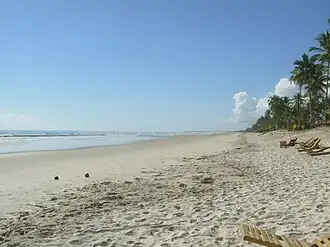 Praia da Costa, na ilha de Atalaia, em Canavieiras