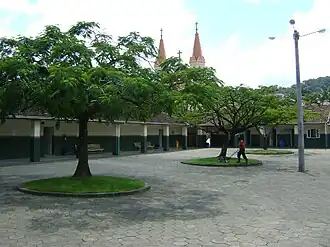 Pátio do Colégio Almirante Tamandaré, em Guaramirim.
