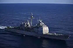 O USS Lake Champlain, um cruzador da Classe Ticonderoga.