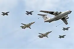 Aeronaves russas em um desfile aéreo, em 2010.