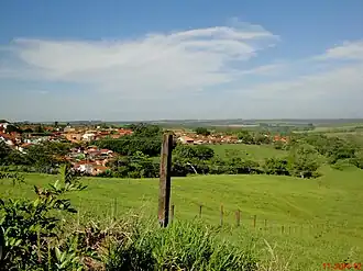 Vista parcial da cidade a partir do Vale do Rio Turvo