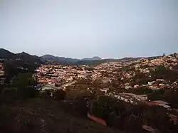 Vista a partir do alto do bairro Àgua Férrea