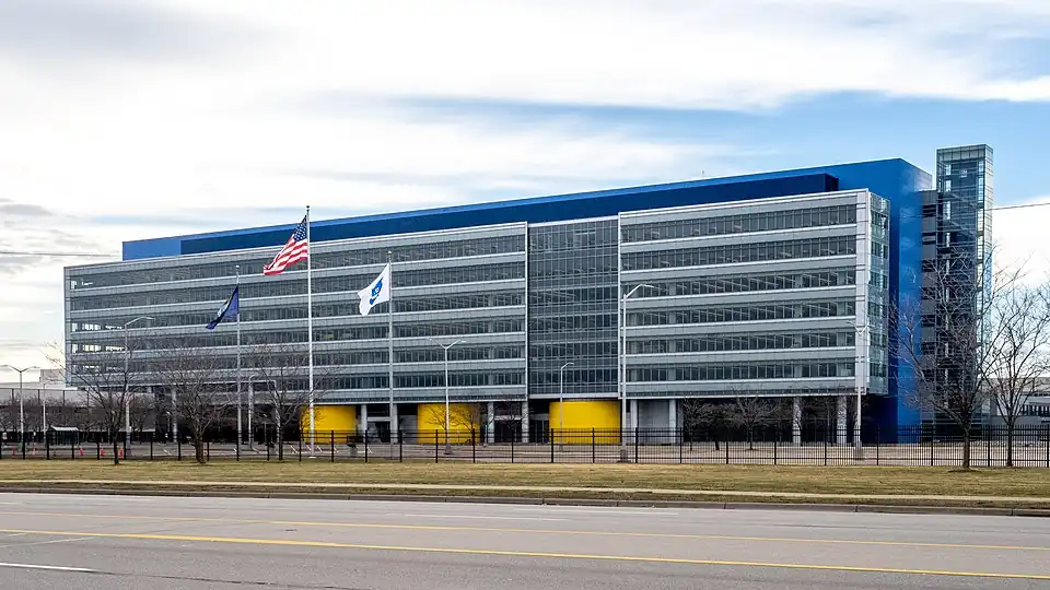 Edifício principal do General Motors Technical Center (1949–55)