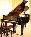 Piano de cauda Yamaha