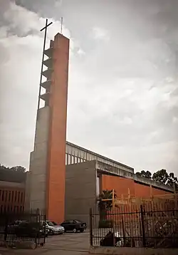 Catedral Santuário Sgrada Família, no Campo Limpo