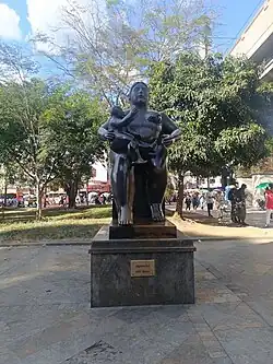 "Maternity" 1995 exhibition in Medellín