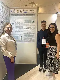 Apresentação de trabalhos sobre uso da Wikipédia como metodologia ativa de ensino e extensão na universidade para promoção de saúde auditiva.