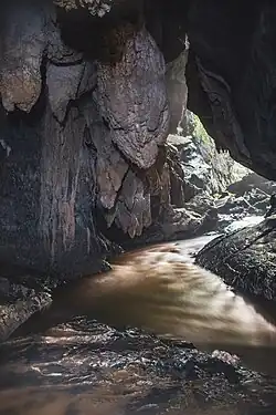 Caverna Chapéu Mirim II